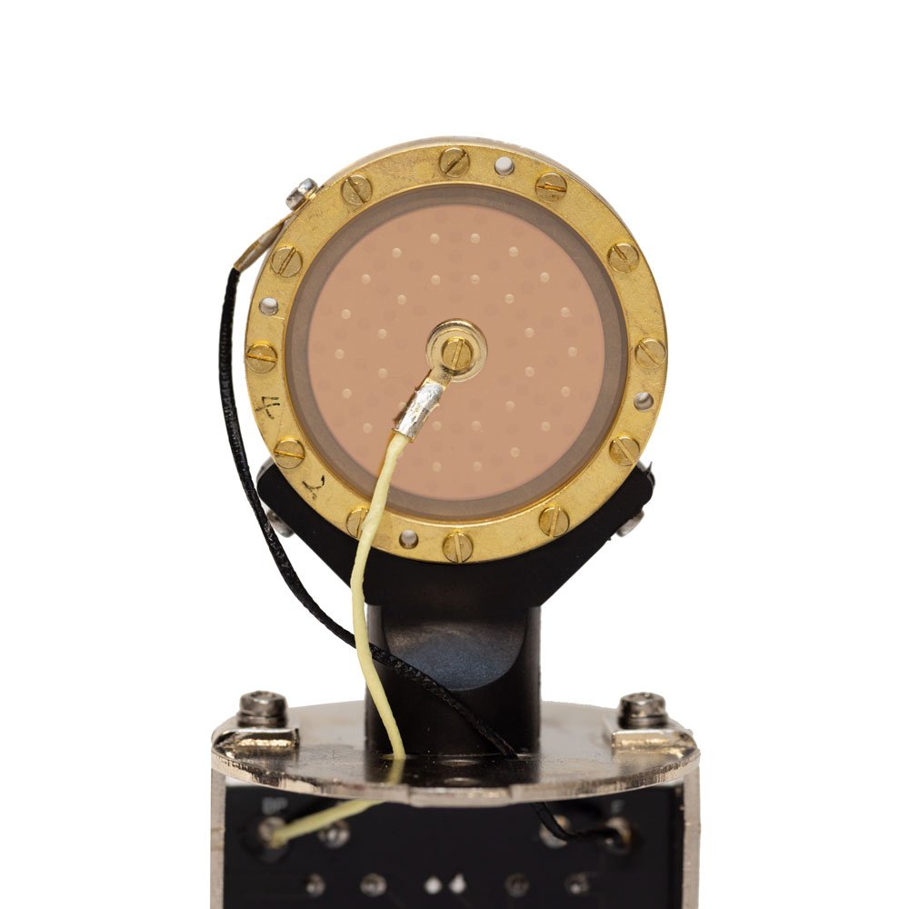 TELEFUNKEN TF17 FET - side view