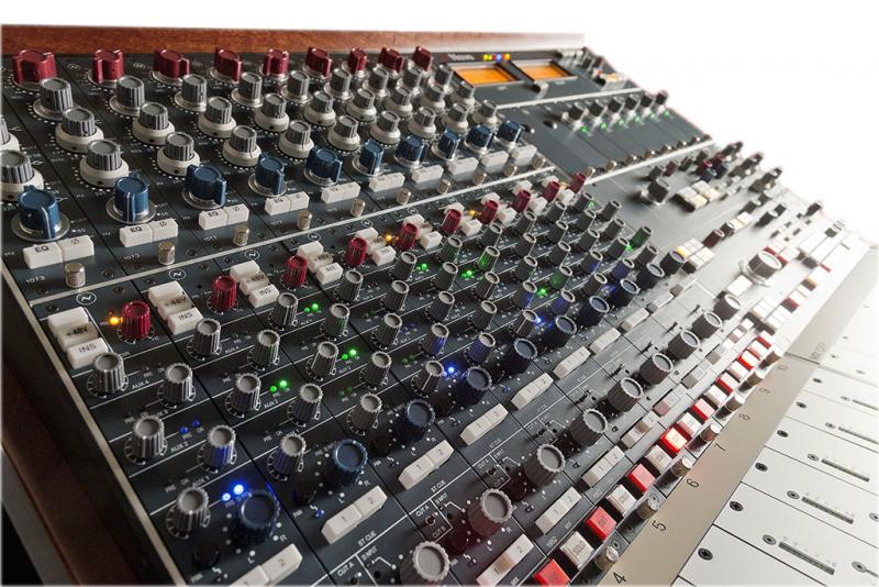 Buy AMS NEVE BCM10/2 Mk2 - 32 Channel - 16 to 48 Channels Boards ...