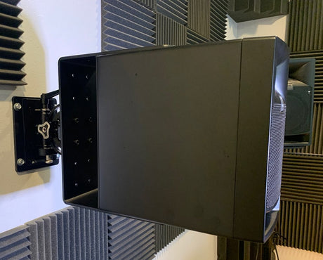 SM-708B - Rear