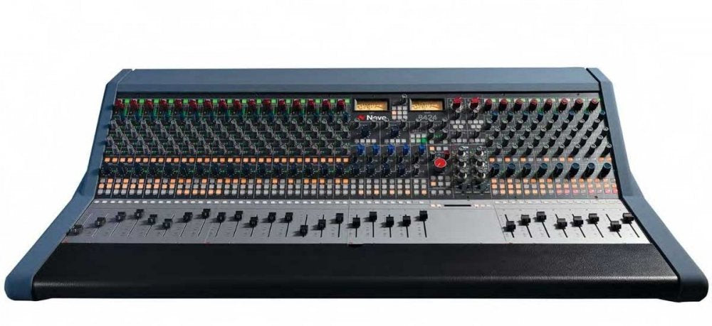 8424 avec faders motorisés
