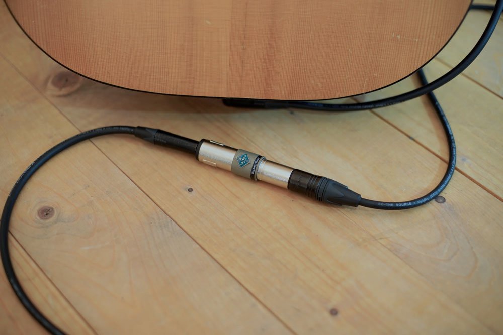 BigAmp Piezo - Rear